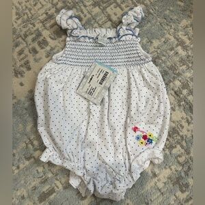 Kissy kissy White Polka Dot Baby Romper with Floral Detail 3-6m nwt